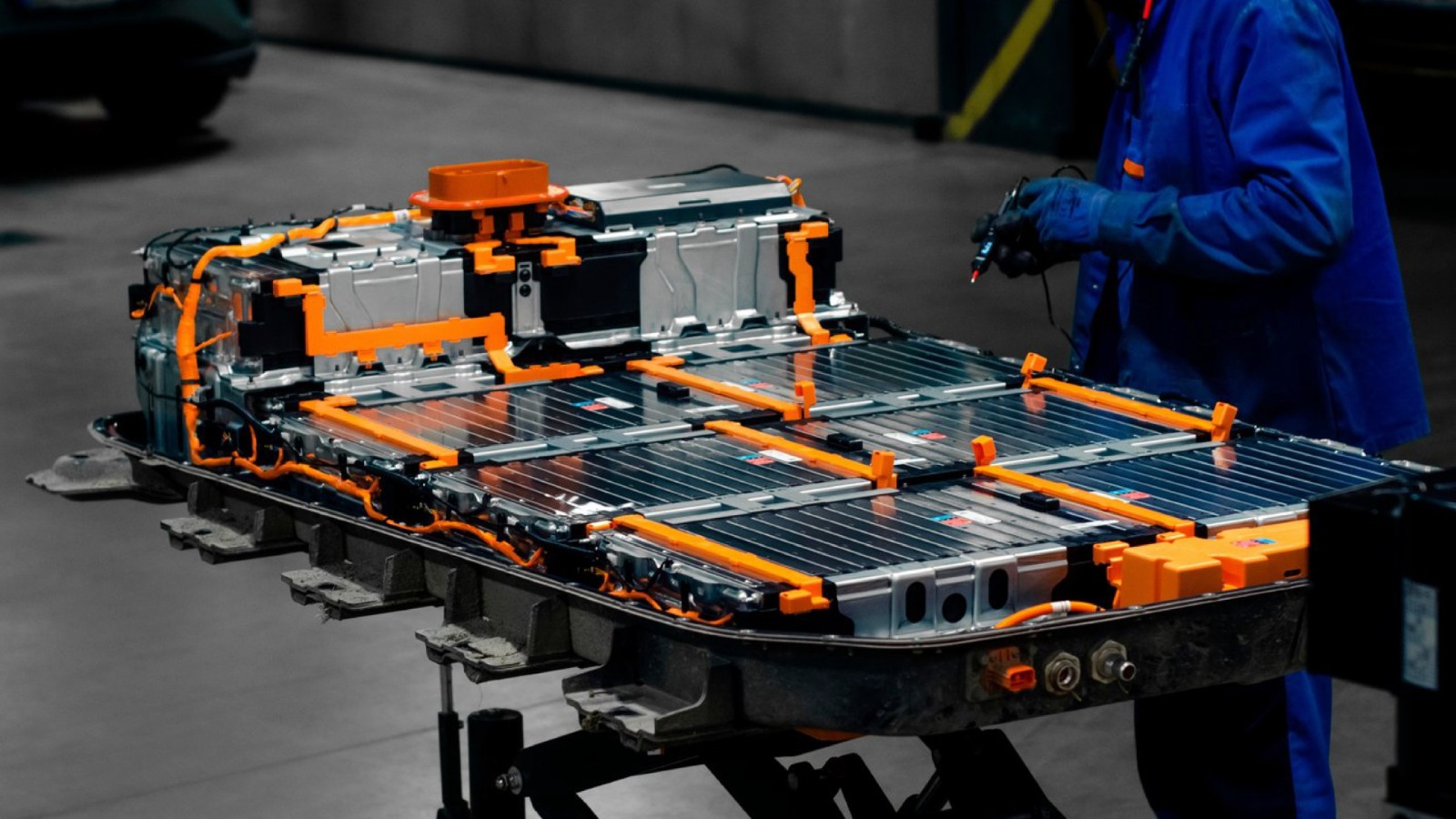 Battery Screw Sequence Verification